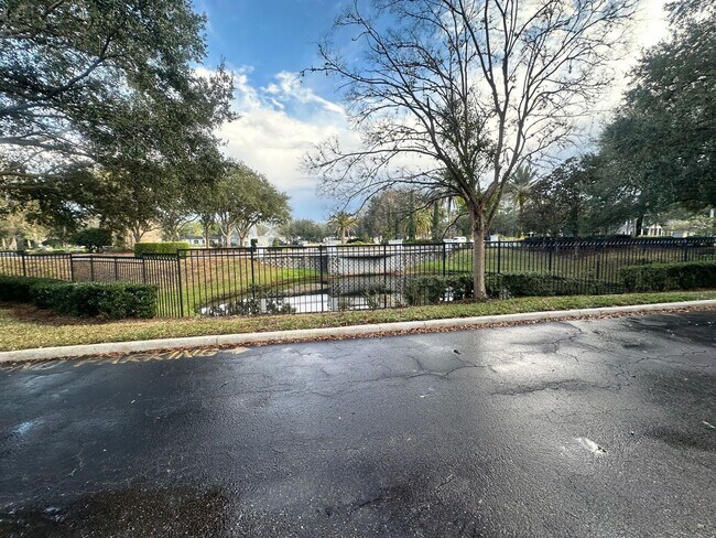 Building Photo - 2 BR 2 BA   CONDO   Mirabella Community