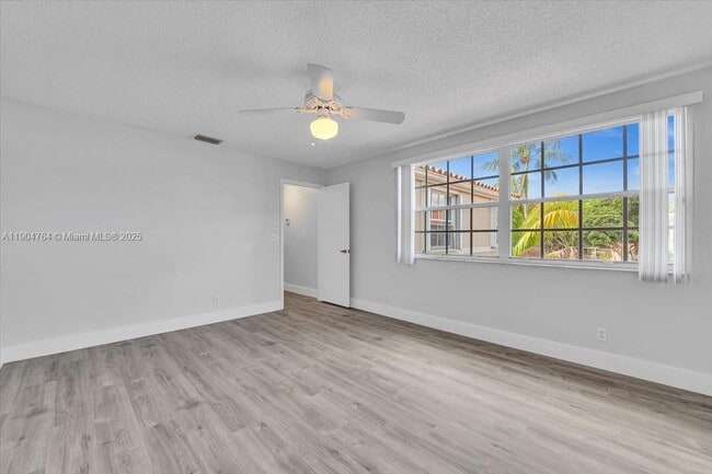 Building Photo - 11050 Nautilus Dr