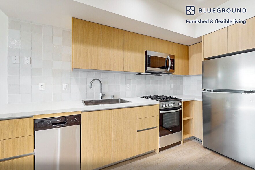 Building Photo - 1600 Venice Blvd.