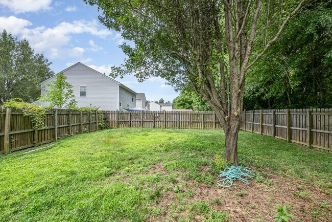 Building Photo - 9026 Tibble Creek Way
