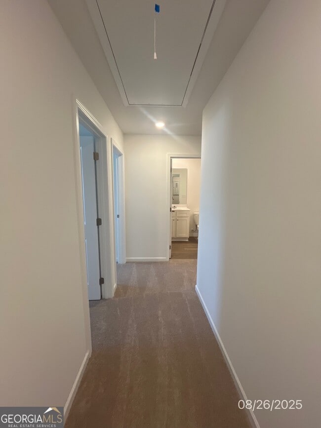 Building Photo - 284 Kenoot Dr
