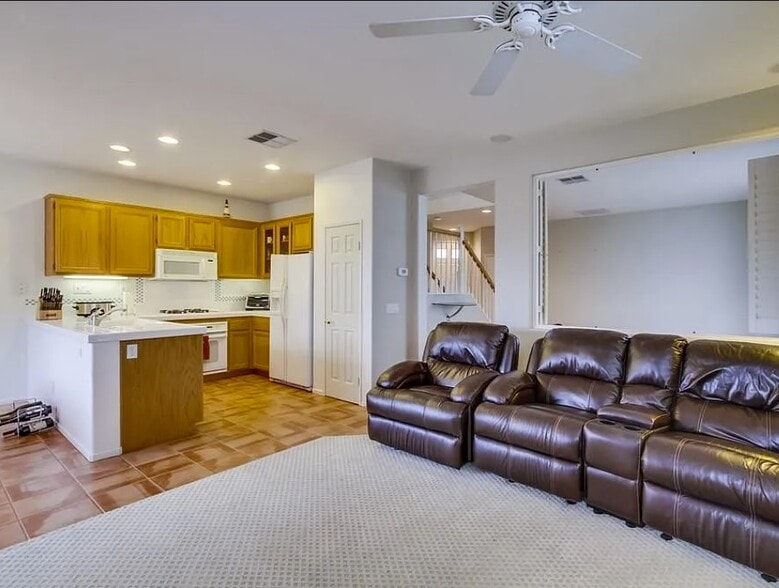 Building Photo - 11779 Westview Pky