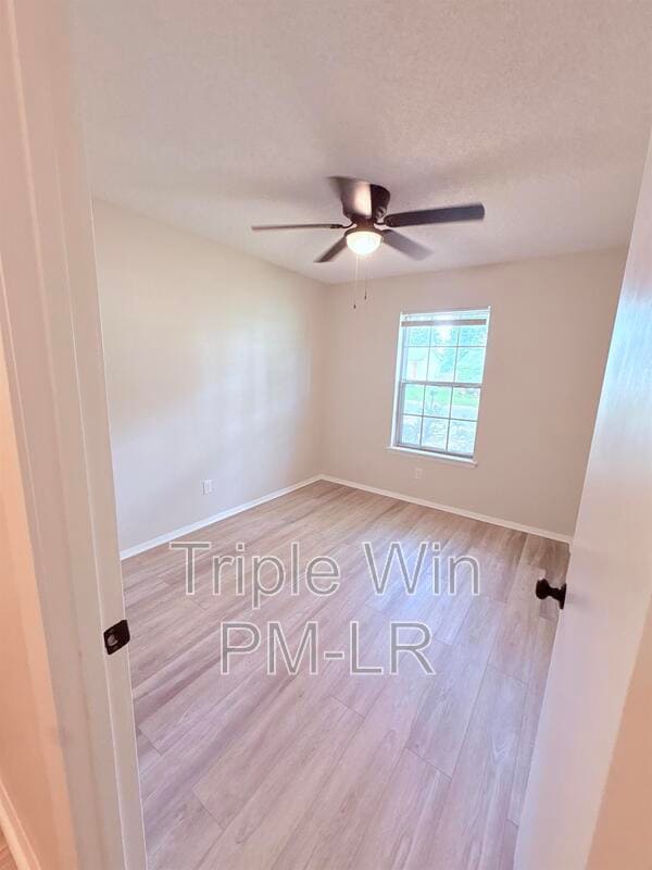 Building Photo - 220 Randall Dr