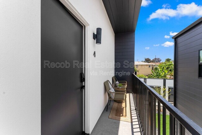 Building Photo - 5254 Adams Ave