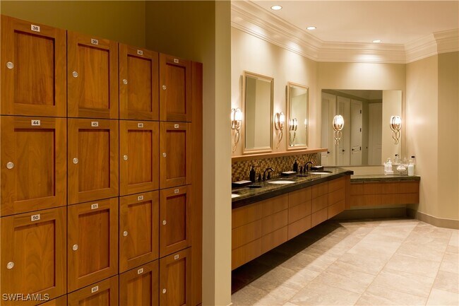Building Photo - 9497 Casoria Ct