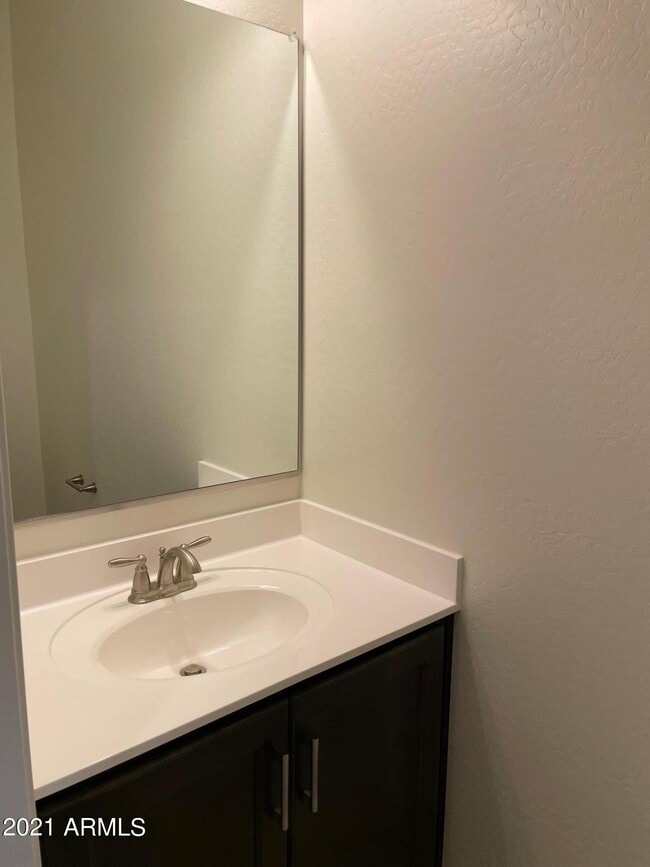 Building Photo - 1964 W Kinfield Trail