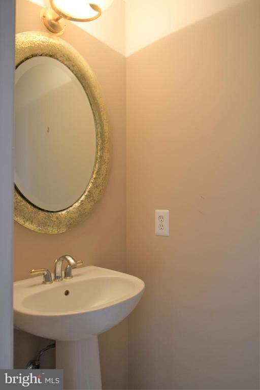 Building Photo - 8933 Royal Astor Way