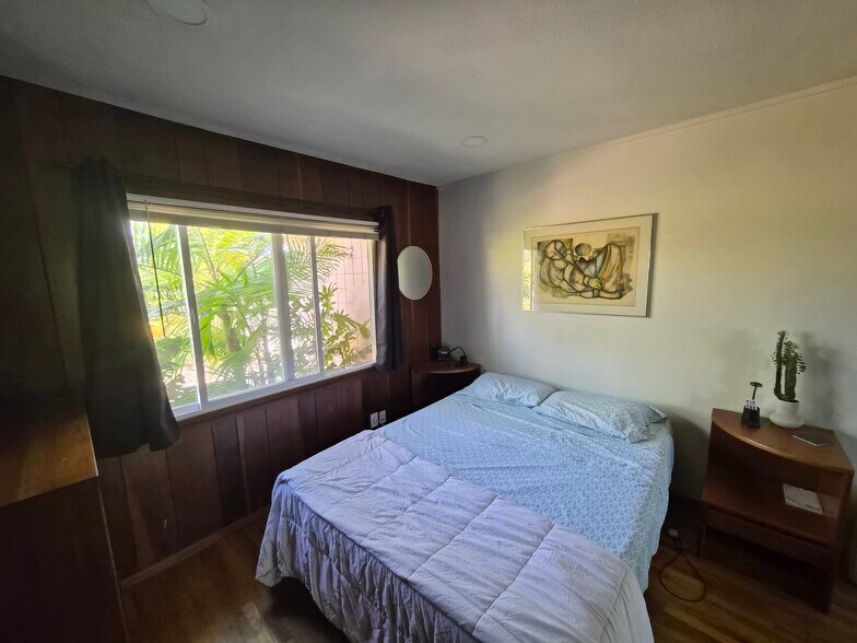 Building Photo - 968 Corte Maria Ave