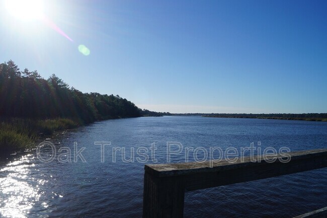 Building Photo - 4449 Great Oak Dr