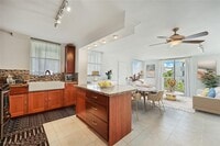 Building Photo - 1801 S Treasure Dr