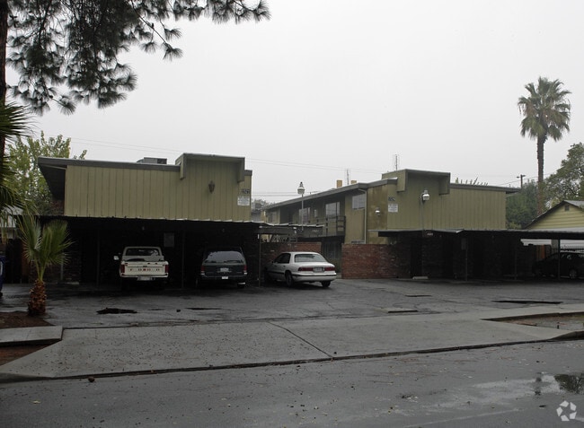 Building Photo - 1521-1529 E Fedora Ave