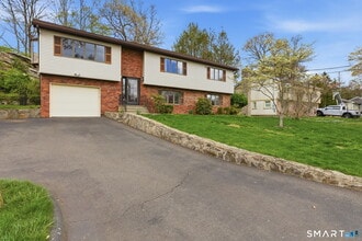 Building Photo - 53 Dagmar Rd