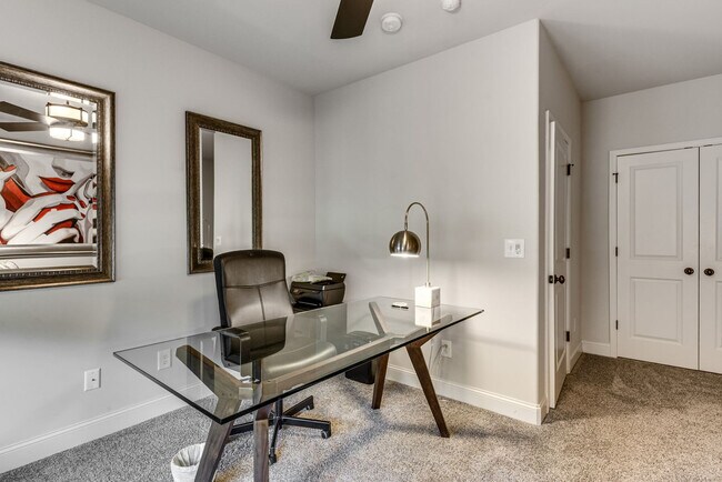 Building Photo - 6275 Bellmoore Park Ln