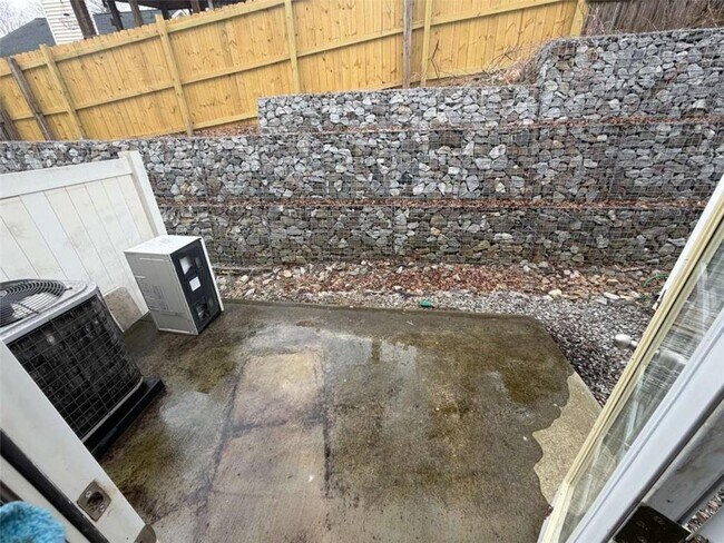 Building Photo - 3627 Ginnis Rd