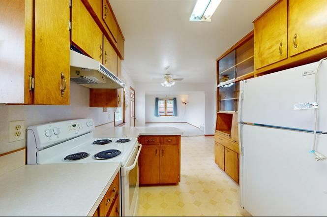 Building Photo - 9 27th St NW