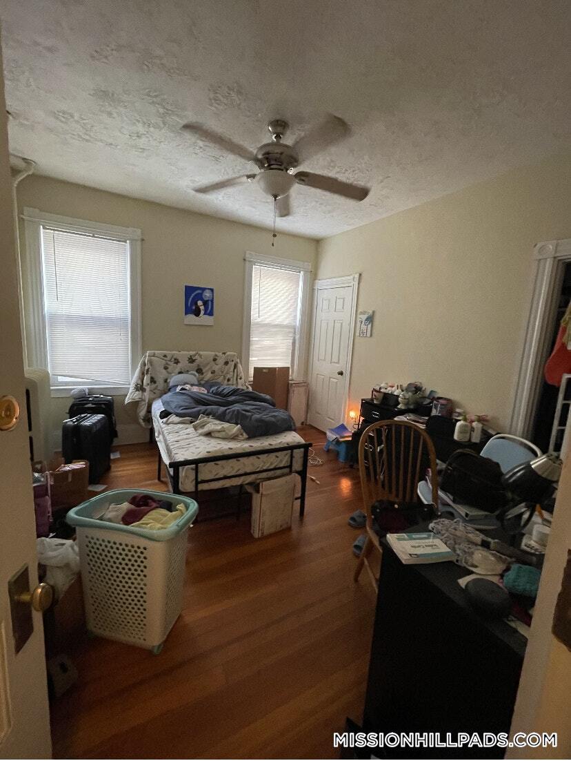 Building Photo - 88 Fisher Ave