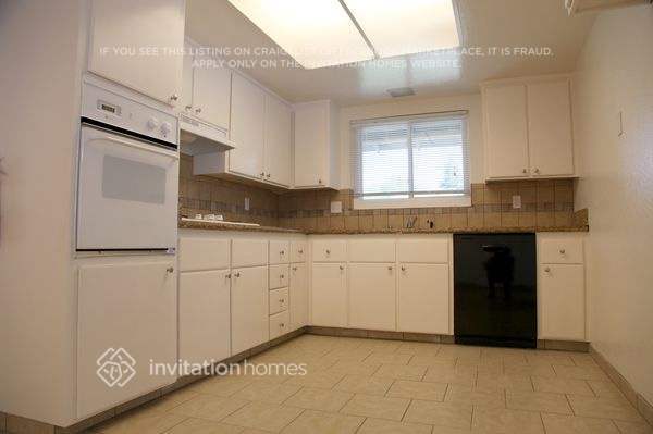 Building Photo - 2936 Rio Grande Dr