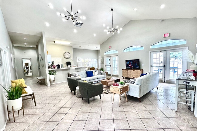 Primary Photo - Spring Harbor Apartments