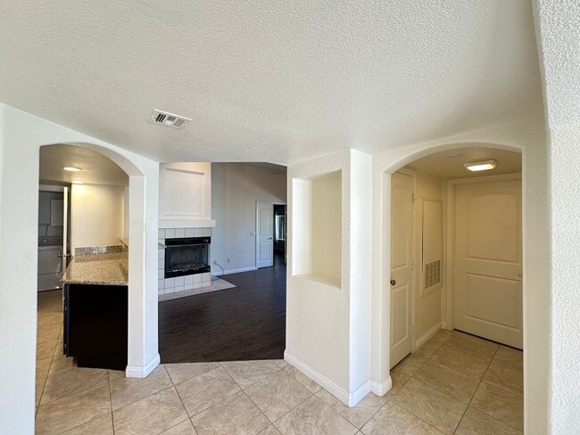 Building Photo - Finisterre Condo