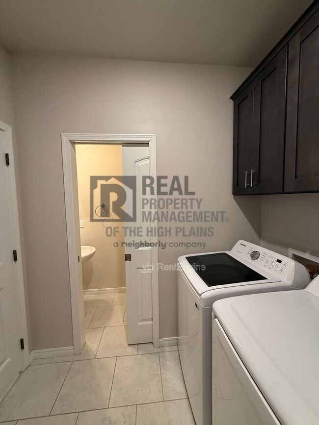 Building Photo - 1426 Fume Blvd