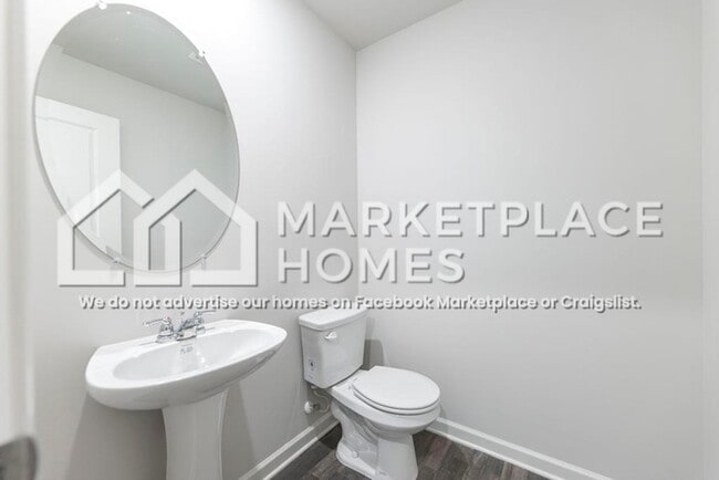 Building Photo - 198 Price Ml Trl
