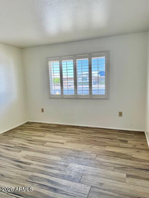 Building Photo - 15430 N Bowling Green Dr