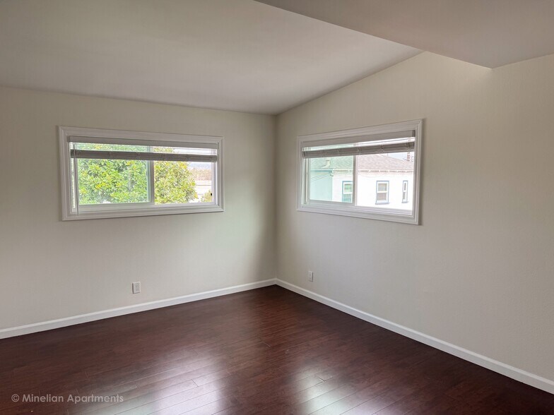 Building Photo - 1813 12th St