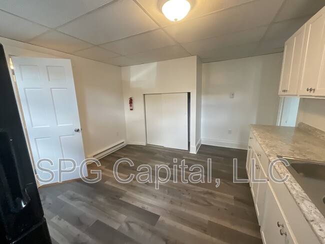 Primary Photo - 62 W North St
