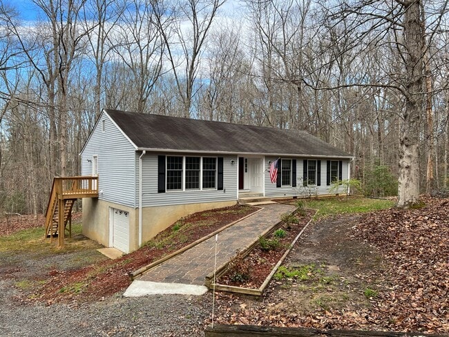 Building Photo - Home for Rent in Presidential Lakes