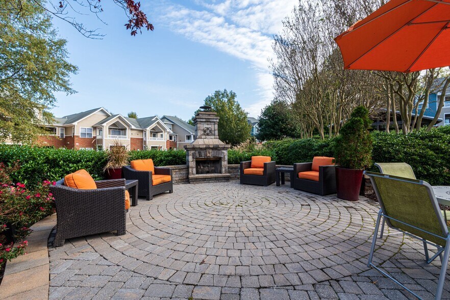 The Ashton 8224 Green Lantern St Raleigh NC 27613 Apartment Finder