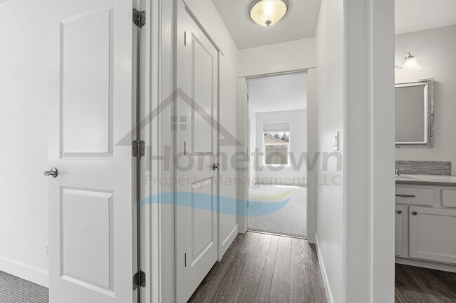 Building Photo - 5163 E Portside Ct