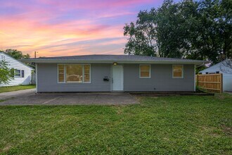 Building Photo - Stunning 3 Bed 1 Bath Ranch Home