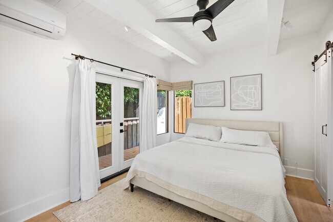 Building Photo - 31888 Hillside Ln