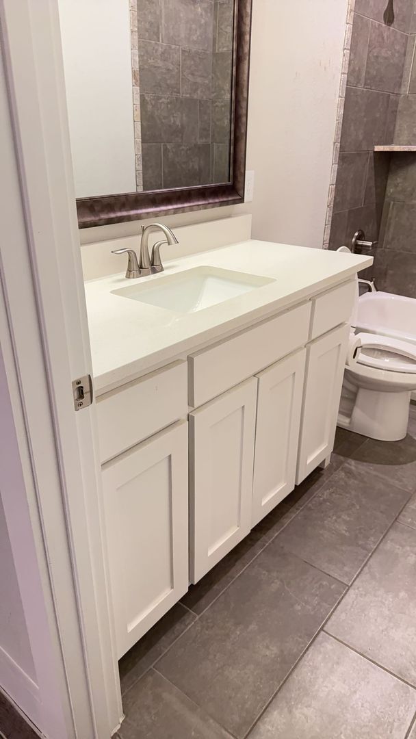 Building Photo - Price DROP - 3/2/2 - Great Location