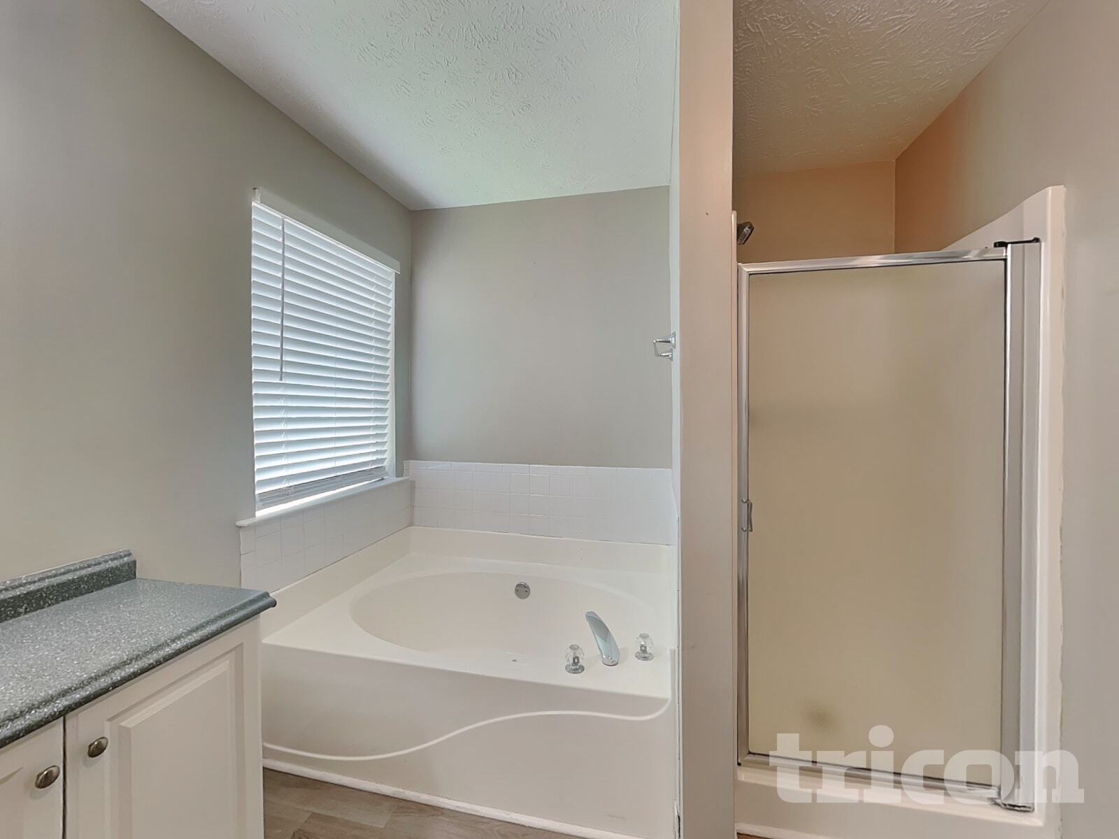 Building Photo - 266 Summer Hill Cir