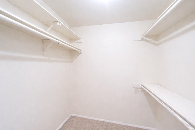 Building Photo - 14555 Wunderlich Dr