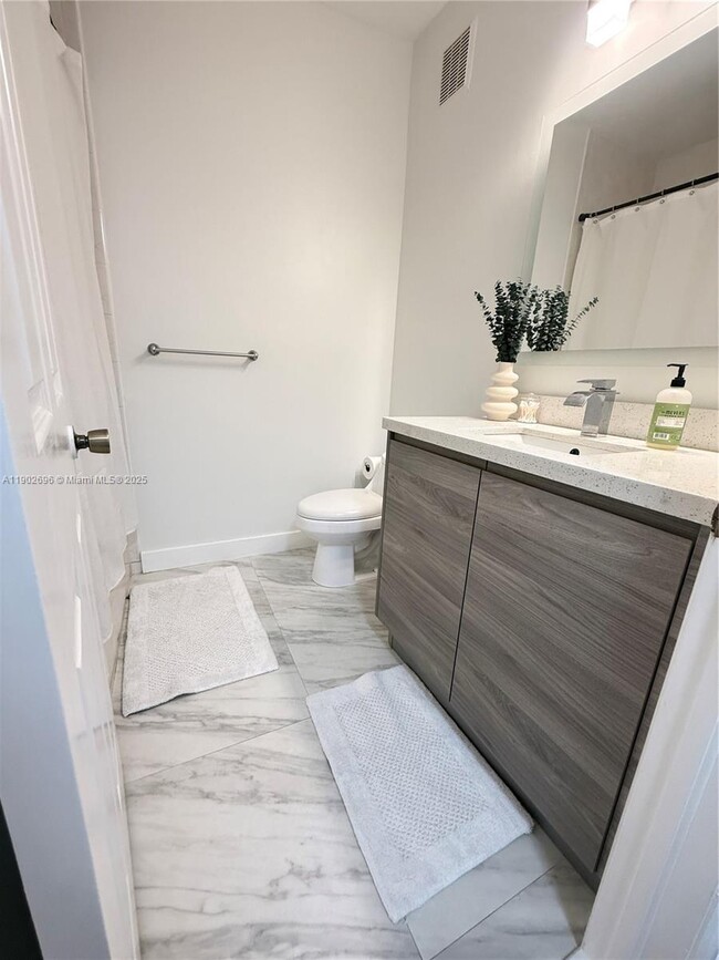 Building Photo - 8544 NW 140th Terrace