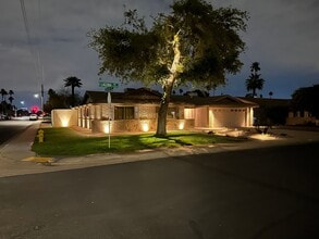 Building Photo - AMAZING ASU RENTAL CLOSE TO CAMPUS