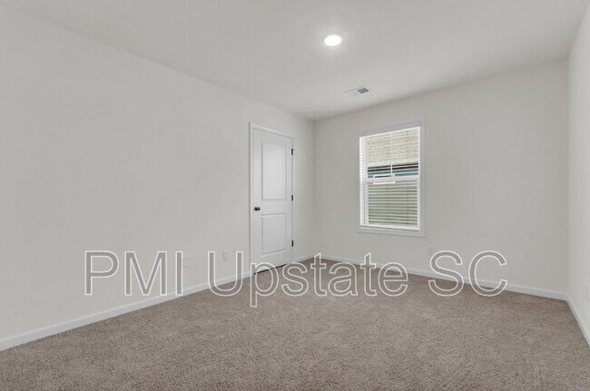 Building Photo - 1110 Silverbend Trl