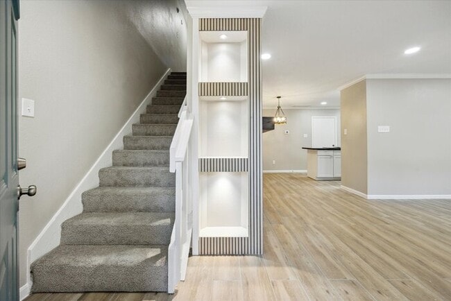 Building Photo - 2379 Briarwest Blvd