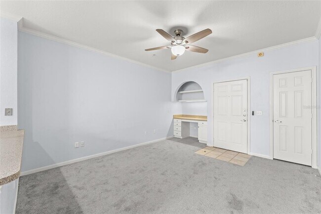 Building Photo - 860 N Orange Ave