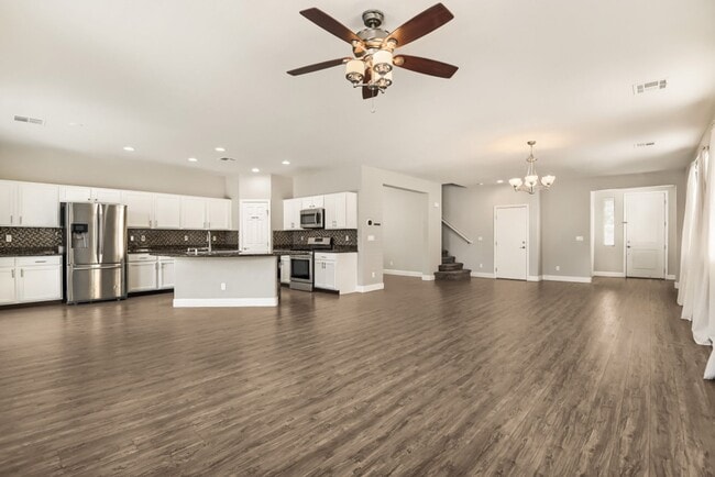 Building Photo - Rare 5 Bdrm home in the Ladera community of Summerlin!