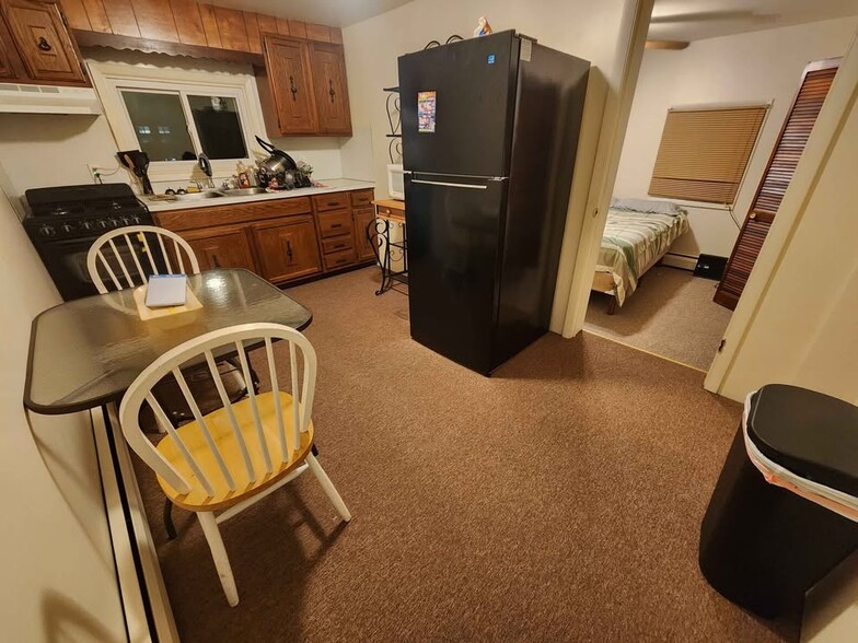 Building Photo - 430 Jordan Ave