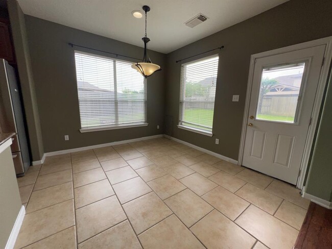 Building Photo - 2513 Flycatcher Cove Dr