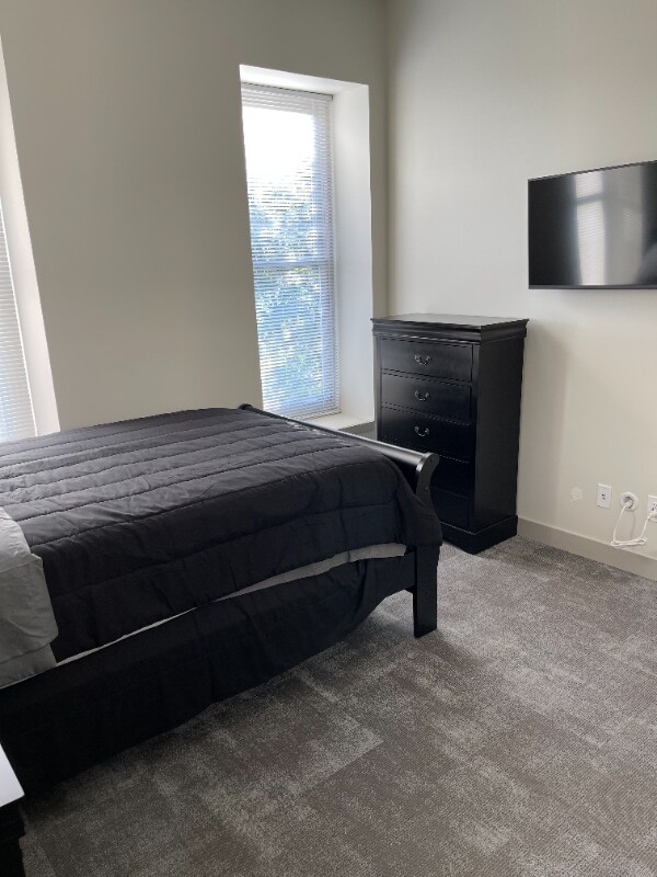 Building Photo - 1417 W9th St