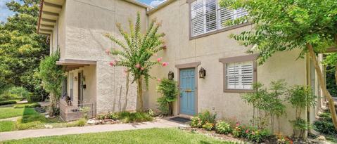 Building Photo - 3611 Las Colinas Dr