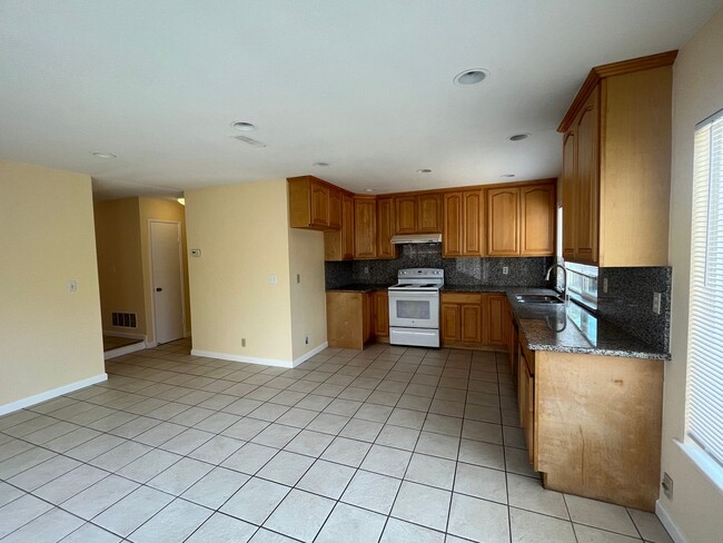 Building Photo - South San Jose Blossom Valley - 4 bedroom ...