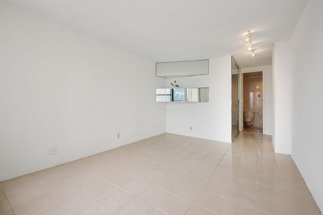 Building Photo - 7000 John F. Kennedy Blvd