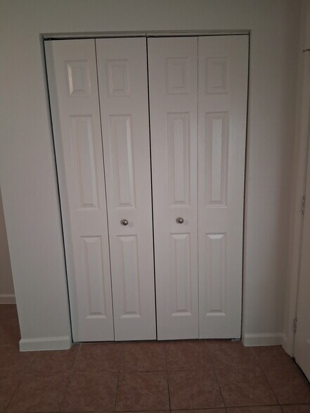 CLOSET - 1200 E 26th St