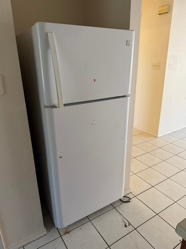 Building Photo - 2605 Springfield Ave